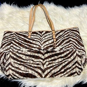 Michael Kors Large Tote and wallet